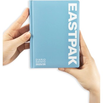Agenda 13 Mesi 2025/26 - Eastpak - Giornaliera Azzurro | Cloclorinda.it